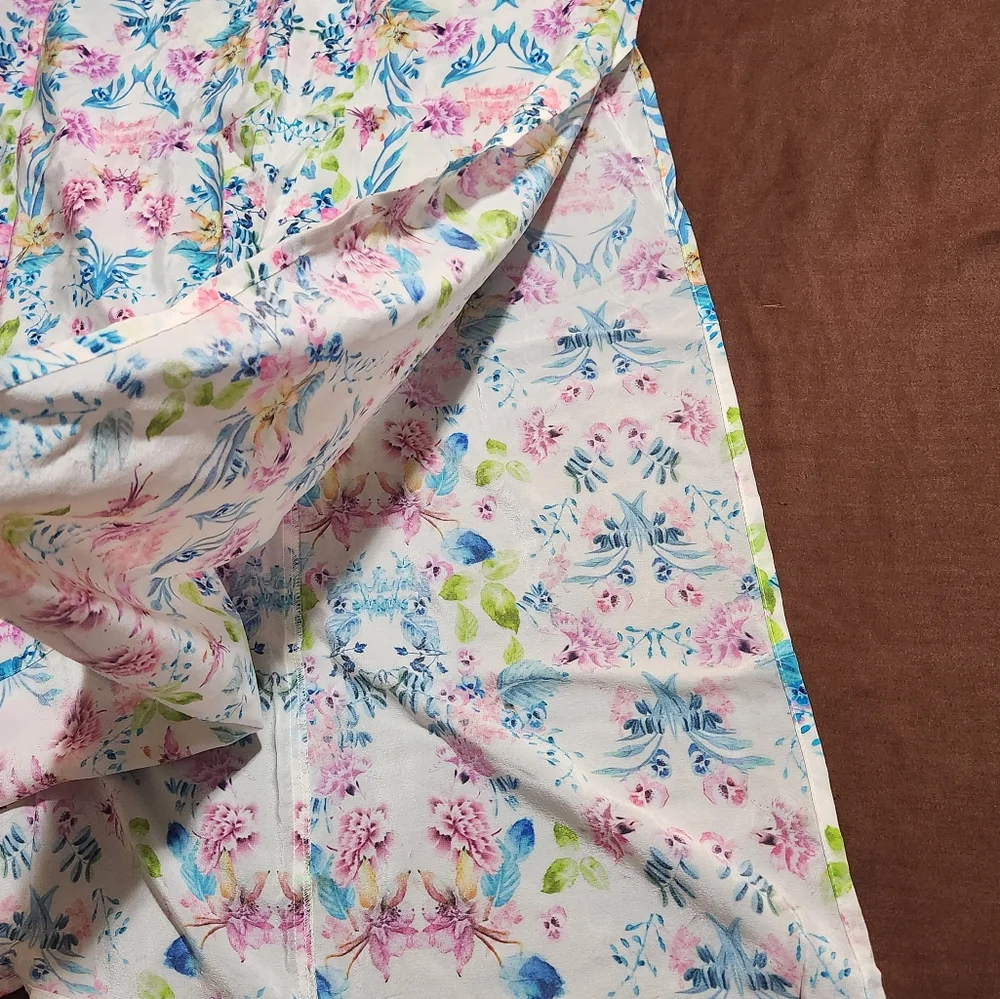 Beautiful long strap Silk dress NWOT - Picture 4 of 14